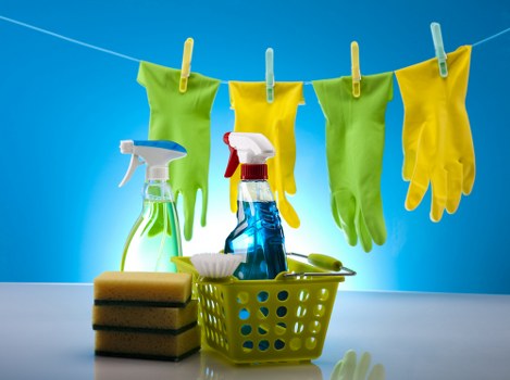 Bathroom deep cleaning and descaling in Bermondsey